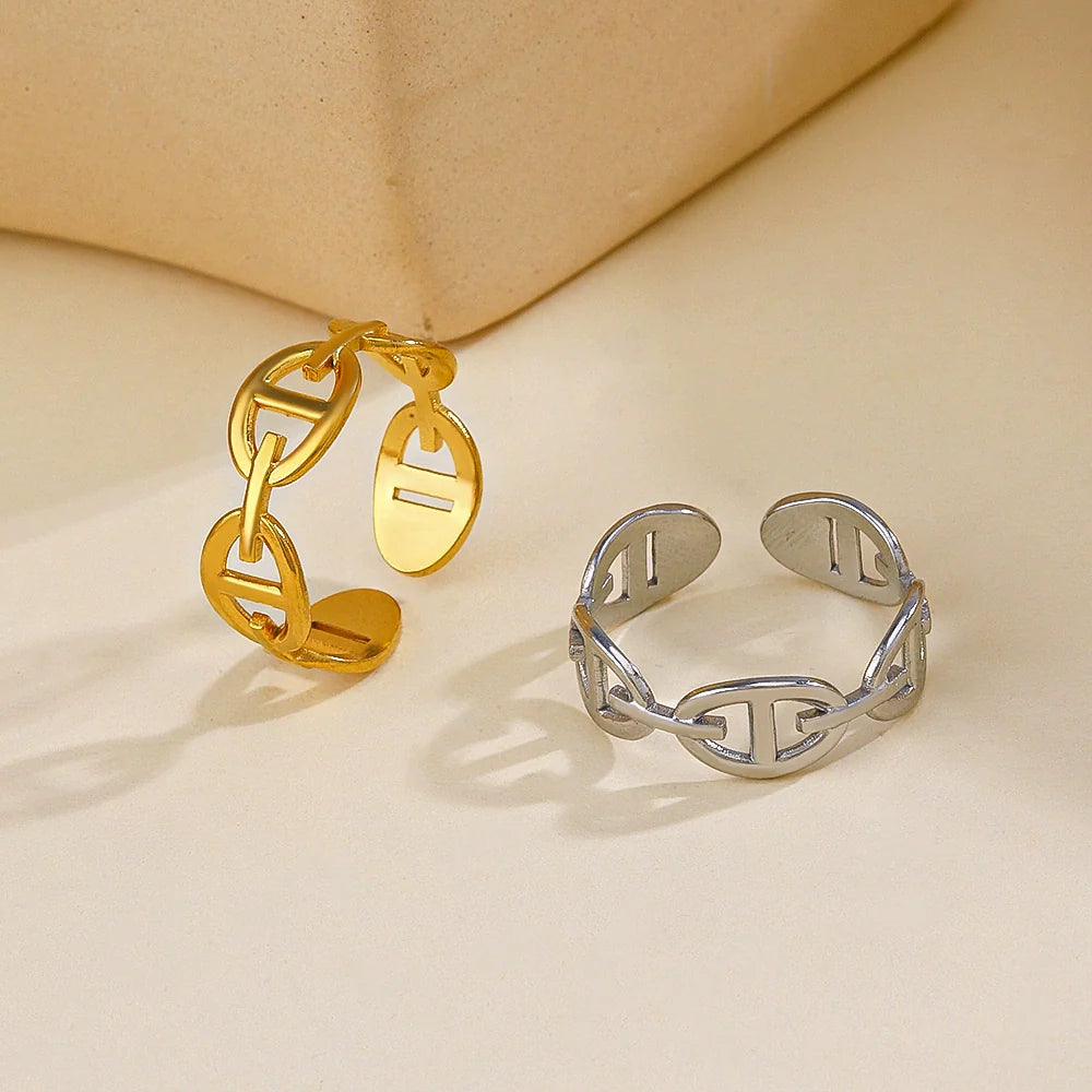 Wholesale Stainless Steel Ring with Geometric Pattern 18K Gold Plated for Ladies