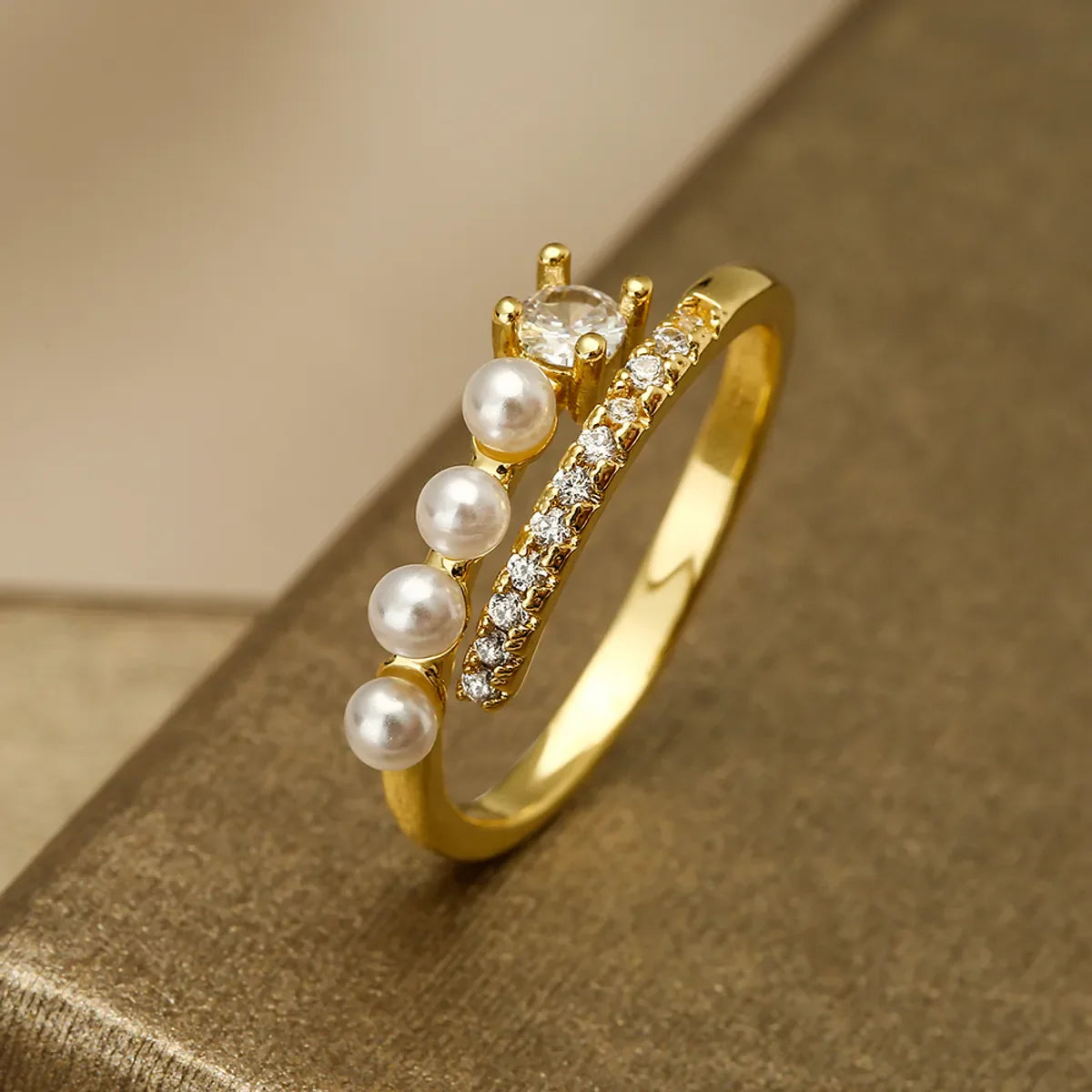 Simple Style Geometric Copper 18K Gold Plated Artificial Pearls Zircon Open Ring in Bulk