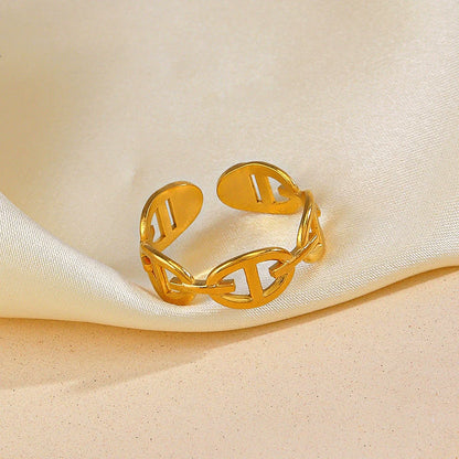 Wholesale Stainless Steel Ring with Geometric Pattern 18K Gold Plated for Ladies