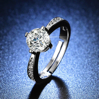 Wholesale Women'S Geometric Moissanite Ring with Diamond Treatment in White Copper