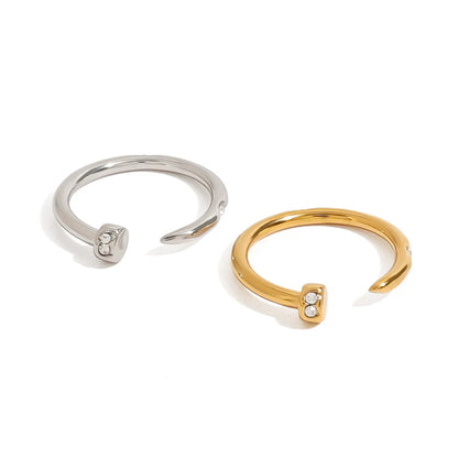 Wholesale Women'S Light Luxury High End Titanium Steel Ring with Geometric Design and Electroplating Treatment