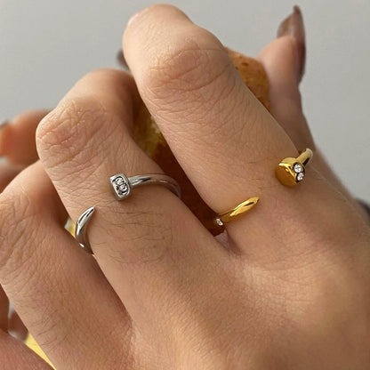 Wholesale Women'S Light Luxury High End Titanium Steel Ring with Geometric Design and Electroplating Treatment