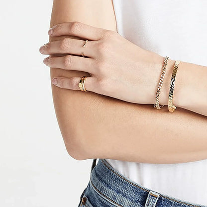 Wholesale Women'S Light Luxury High End Titanium Steel Ring with Geometric Design and Electroplating Treatment